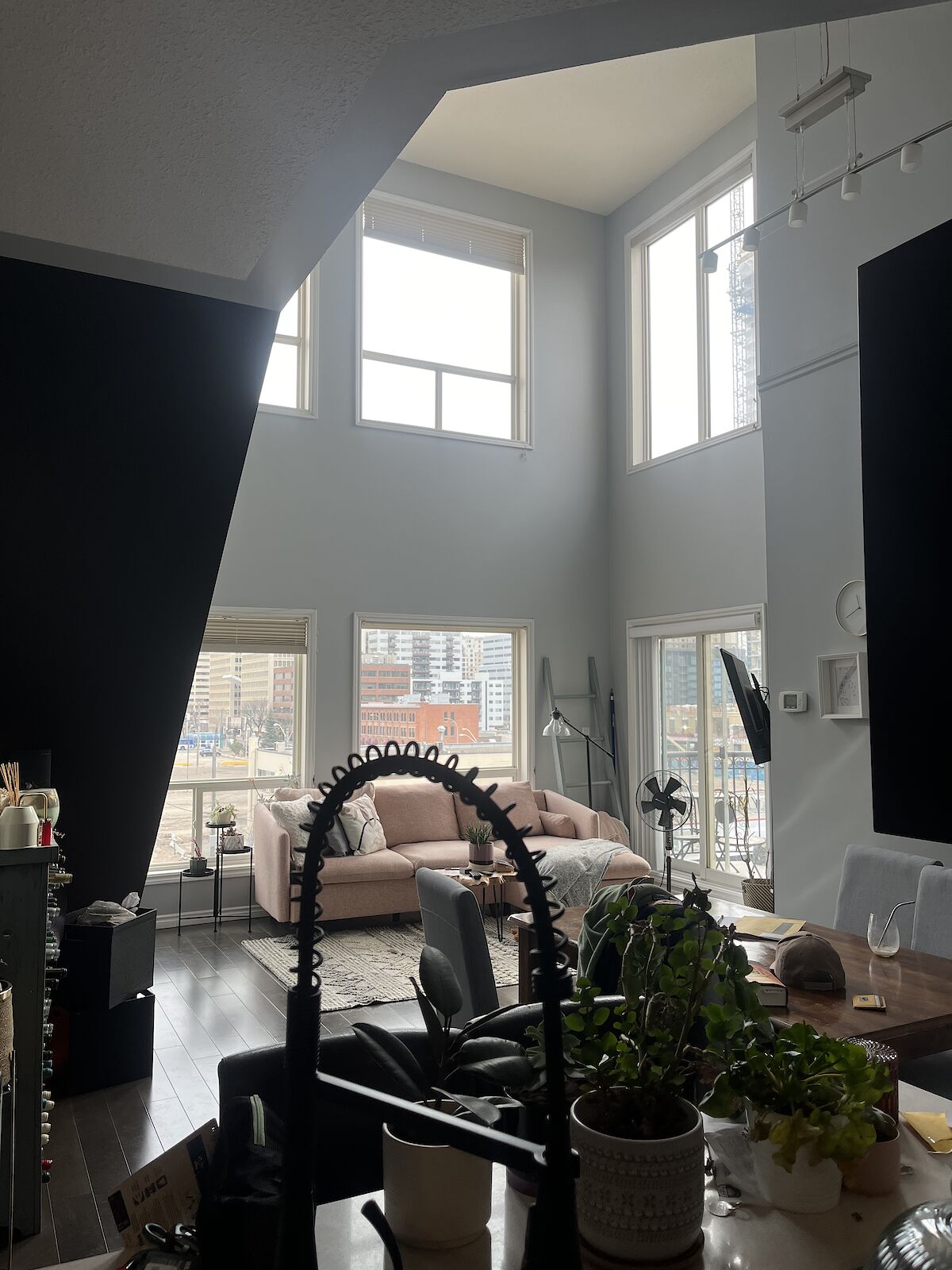 Edmonton 2 + Den bedrooms Condo Unit for rent. Property photo: 619380-1