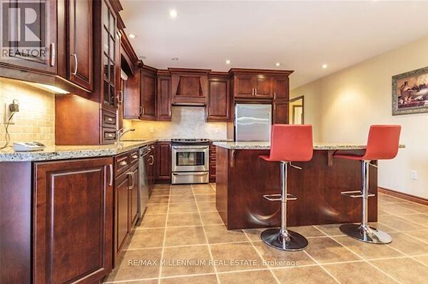 Brampton 4 bedrooms House for rent. Property photo: 619732-3