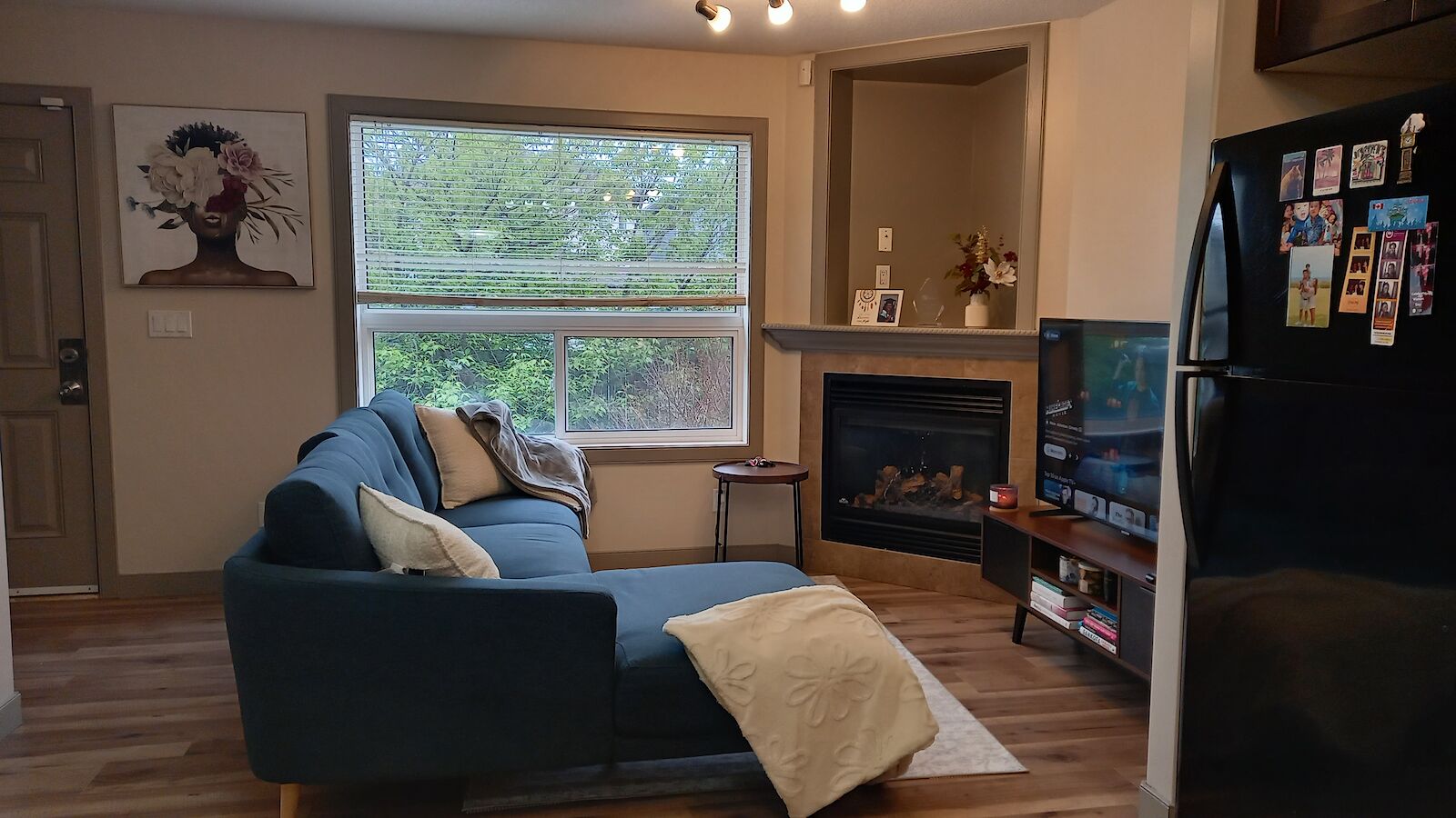 Edmonton 3 bedrooms Room For Rent for rent. Property photo: 622524-1