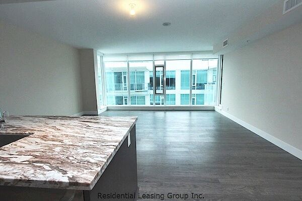 Calgary 2 bedrooms Condo Unit for rent. Property photo: 622809-3