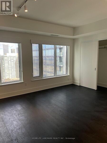 Toronto studio Apartment for rent. Property photo: 623998-3