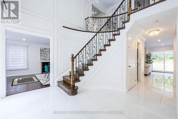 Toronto 5 bedrooms House for rent. Property photo: 624696-3