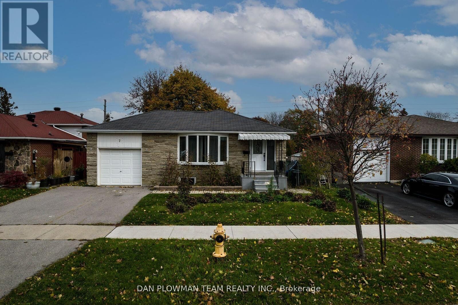 Toronto 3 bedrooms House for rent. Property photo: 624968-1