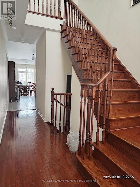 Hardwood+on+Main+Floor Markham 3 bedrooms House for rent. Property photo: 625007-2