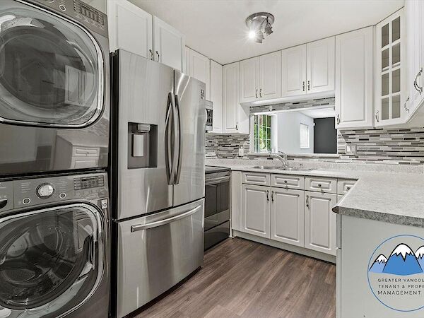 Port Coquitlam 3 bedrooms Condo Unit for rent. Property photo: 625244-2