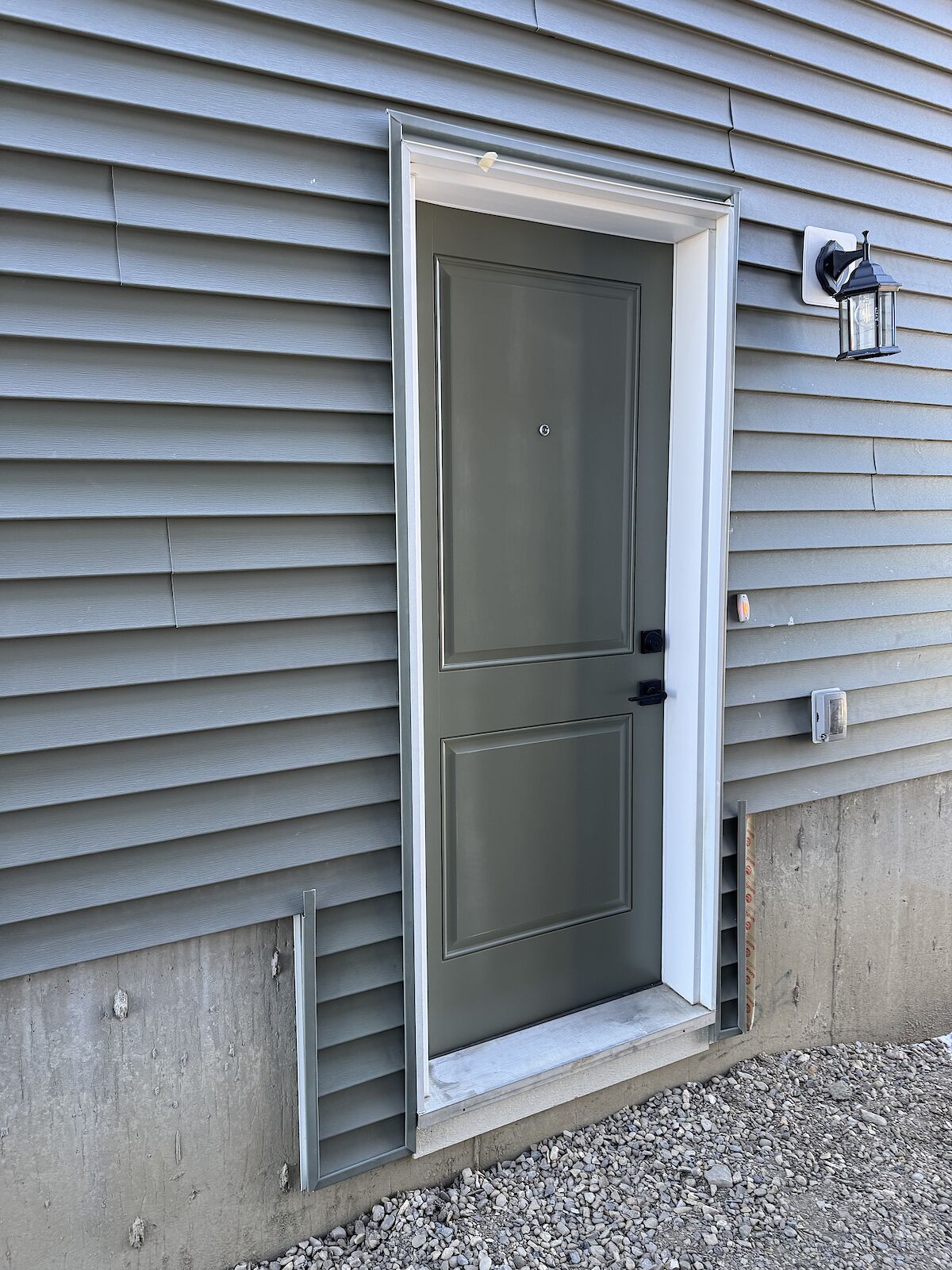 Calgary 1 bedroom Basement for rent. Property photo: 625593-1