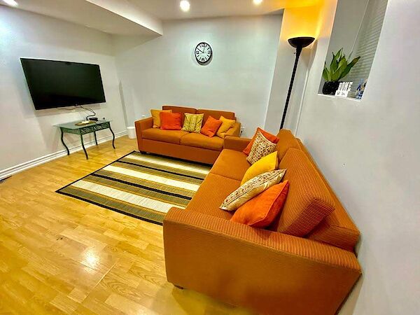 Milton 1 bedroom Basement for rent. Property photo: 625889-3