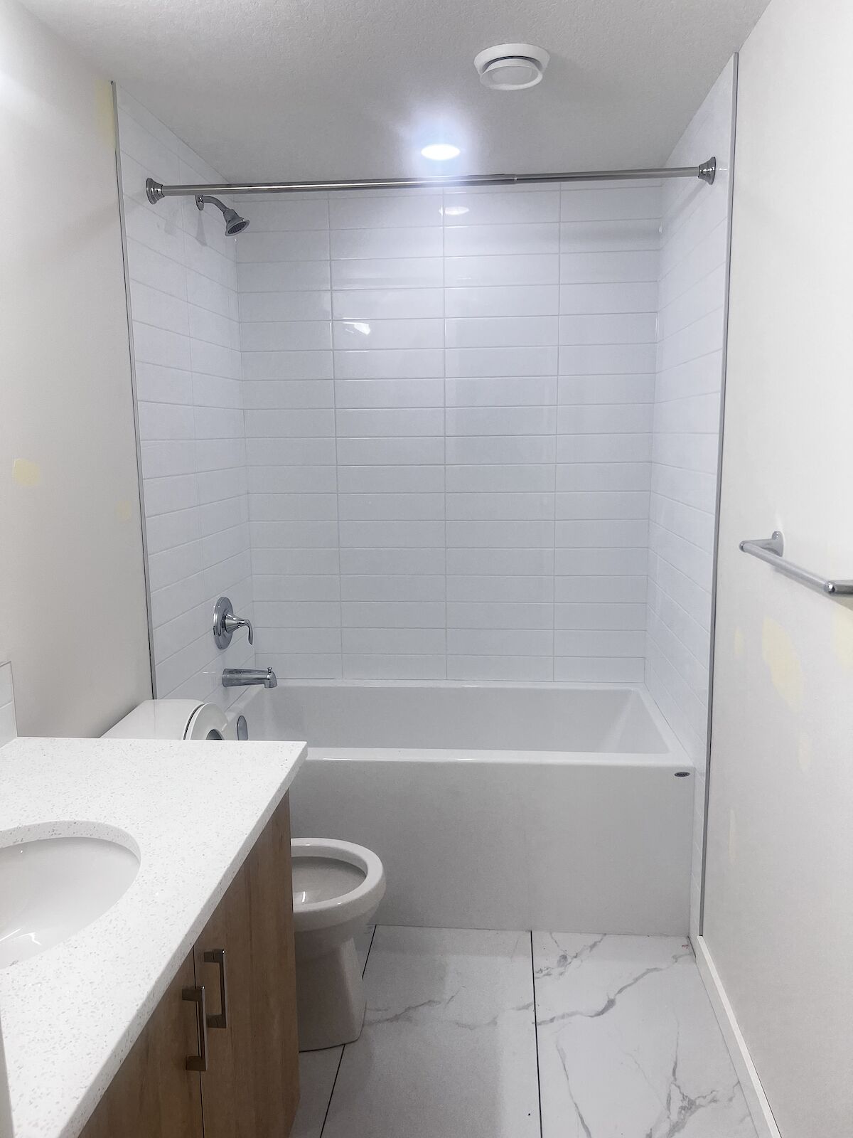Calgary 2 bedrooms Basement for rent. Property photo: 626015-1