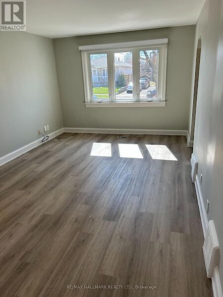 Toronto 3 bedrooms House for rent. Property photo: 627040-3