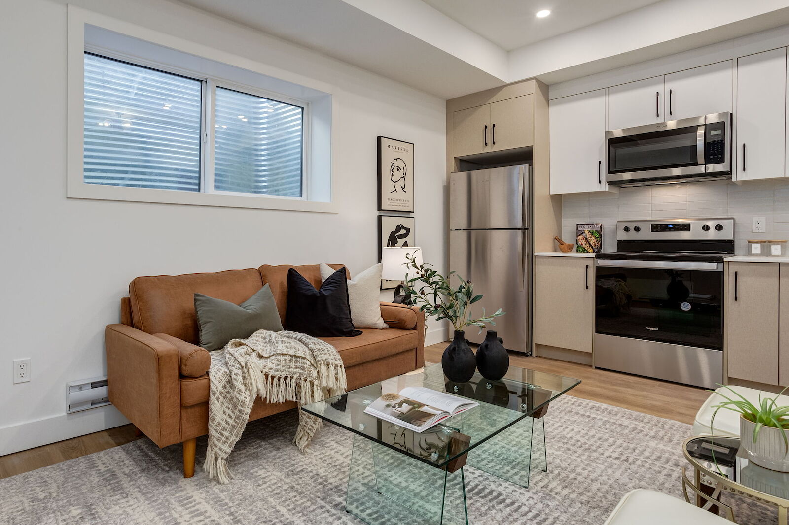 Calgary 1 bedroom Townhouse for rent. Property photo: 628622-1
