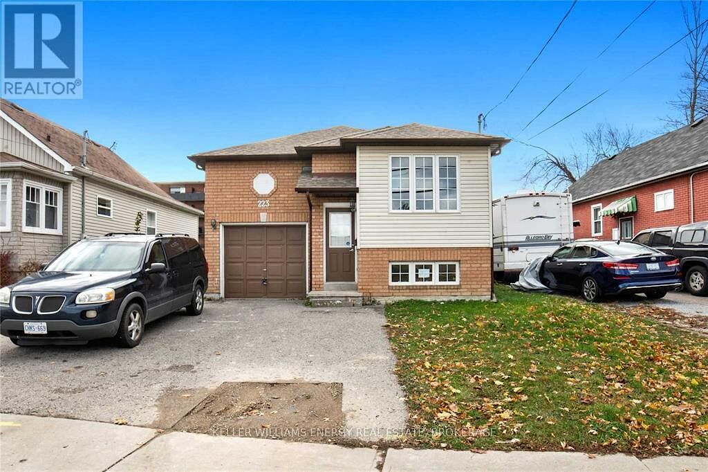 Oshawa 3 bedrooms House for rent. Property photo: 628640-1
