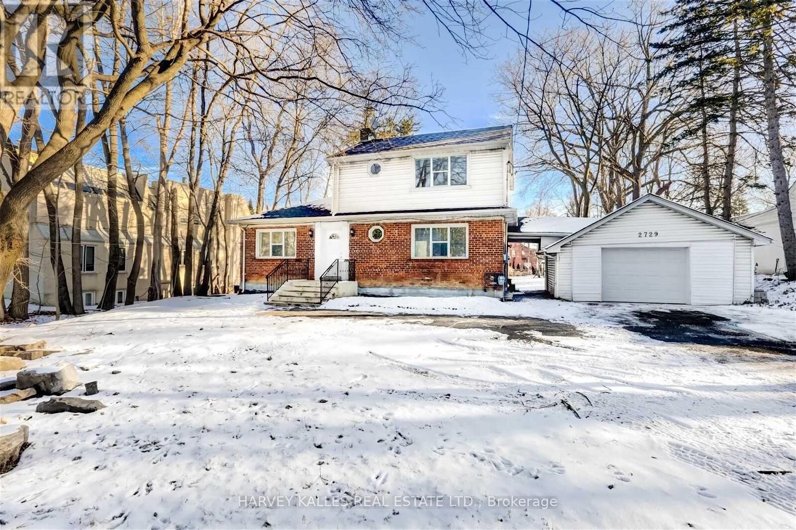 Toronto 3 bedrooms House for rent. Property photo: 628659-1
