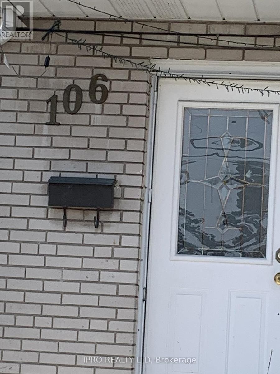 Toronto 3 bedrooms House for rent. Property photo: 628833-1