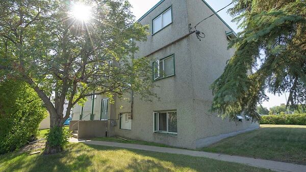 Back+Door Red Deer 1 bedroom Condo Unit for rent. Property photo: 628880-2