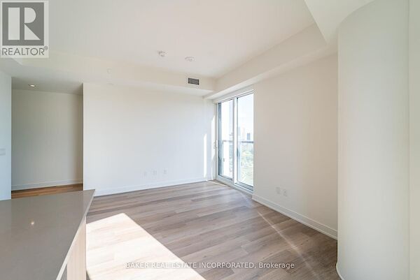 Toronto 2 bedrooms Apartment for rent. Property photo: 628906-2