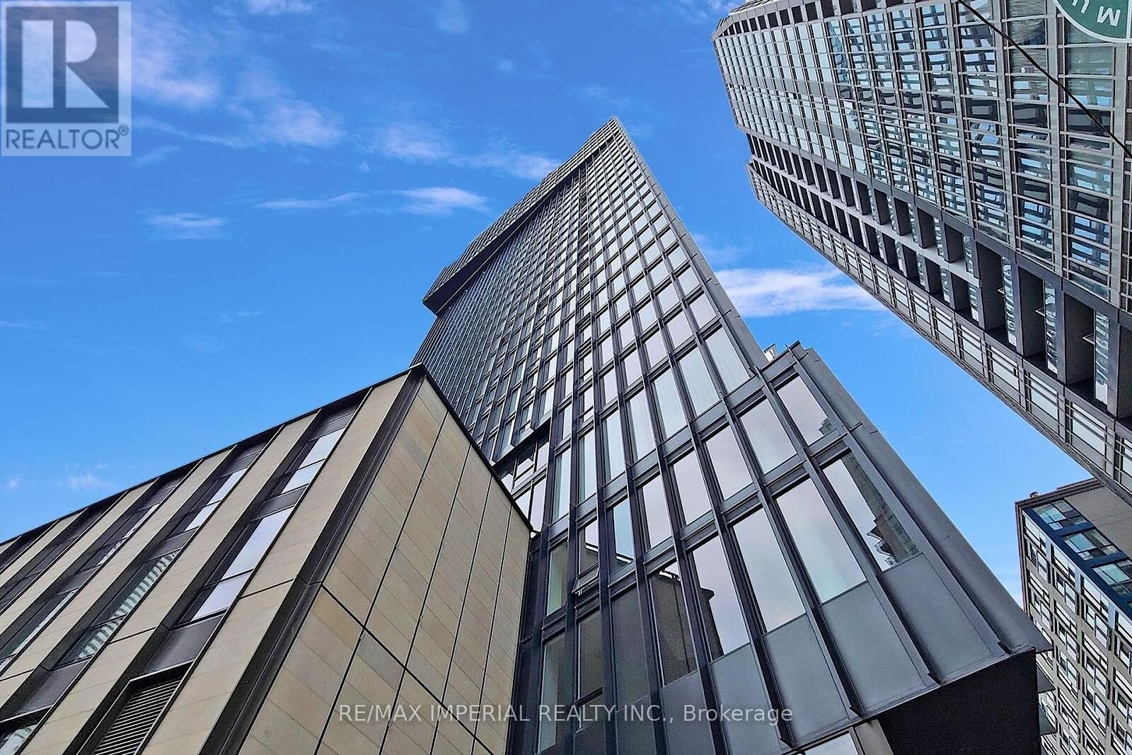 Toronto 2 bedrooms Apartment for rent. Property photo: 628918-1