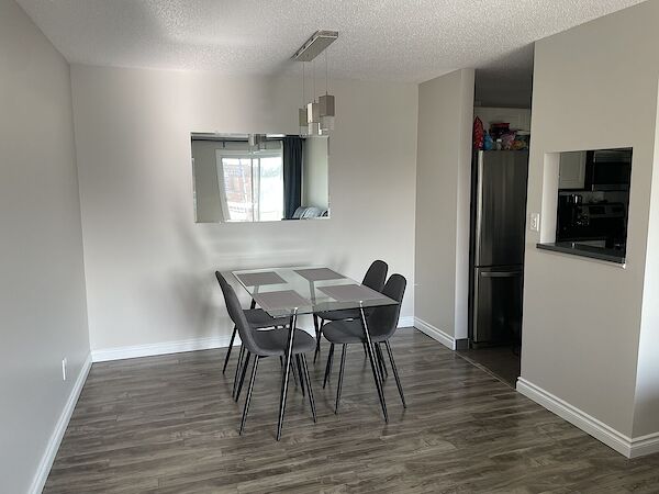 Calgary 2 bedrooms Room For Rent for rent. Property photo: 629231-3