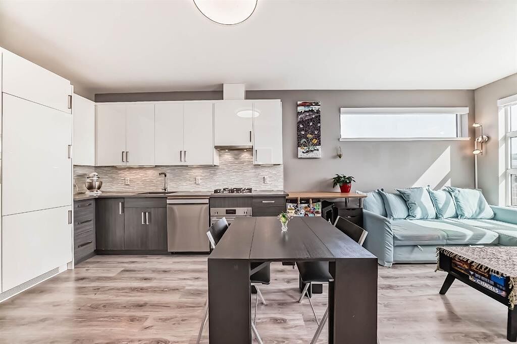 Calgary 2 bedrooms Apartment for rent. Property photo: 629767-1
