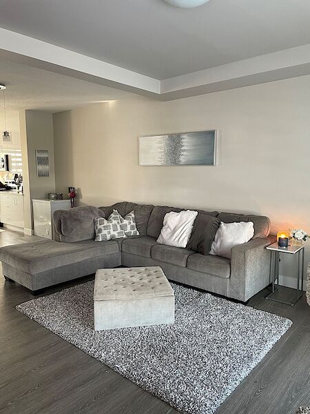Leduc 3 bedrooms Main Floor for rent. Property photo: 629968-2