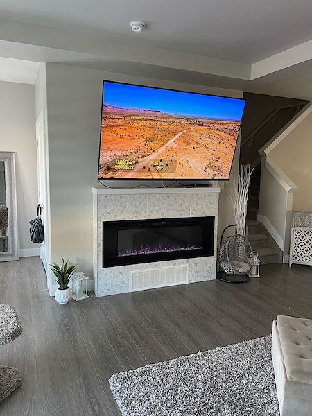 Leduc 3 bedrooms Main Floor for rent. Property photo: 629968-3