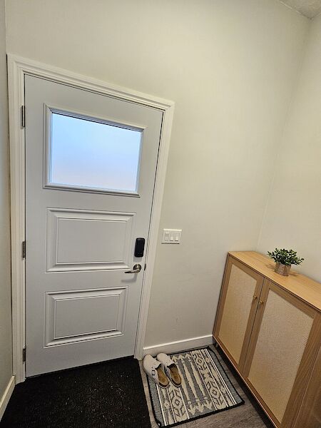 Calgary 2 bedrooms Basement for rent. Property photo: 630368-3