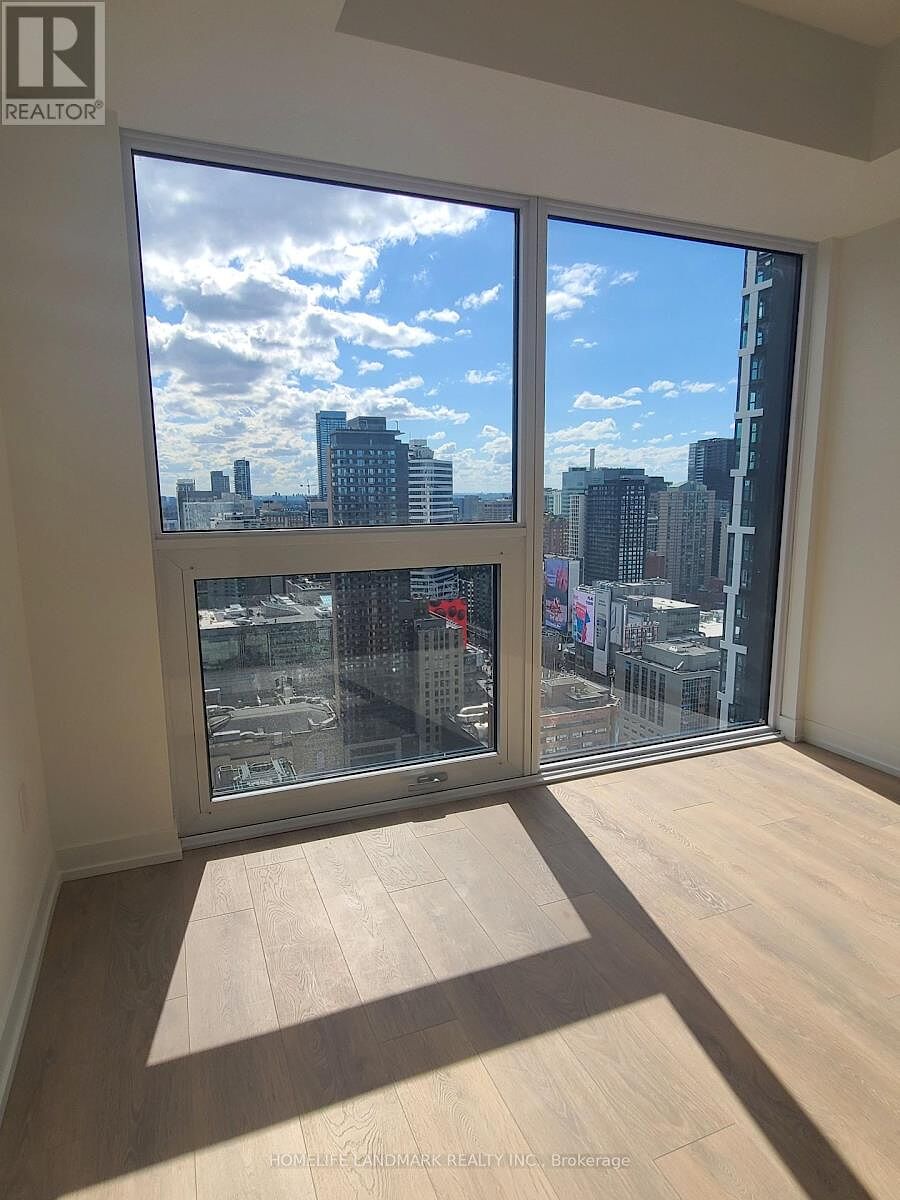 Toronto studio Apartment for rent. Property photo: 630376-1