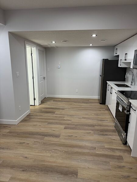 Edmonton 2 bedrooms Basement for rent. Property photo: 630457-3