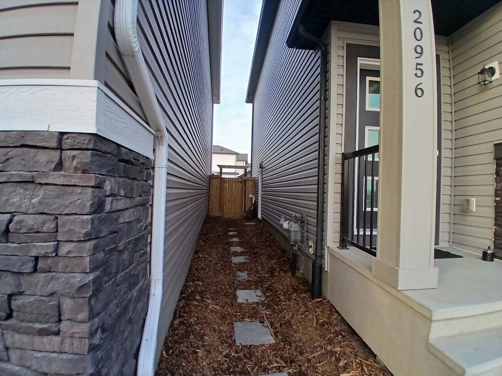 Edmonton 1 bedroom Basement for rent. Property photo: 630569-1