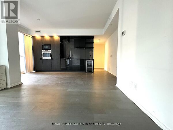 Toronto 3 bedrooms Apartment for rent. Property photo: 630763-2