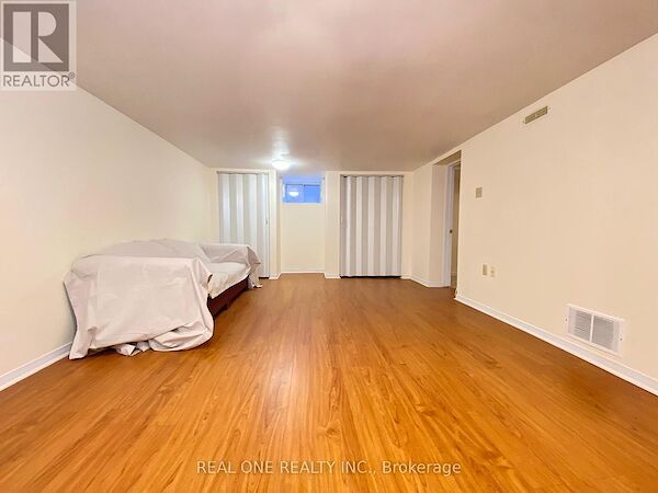 Toronto 2 bedrooms House for rent. Property photo: 631045-3