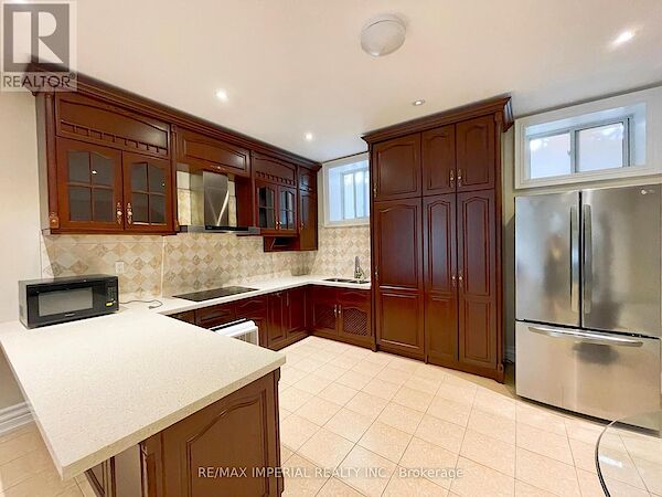 Toronto 2 bedrooms Apartment for rent. Property photo: 631548-2