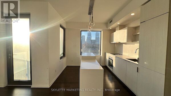 Toronto 3 bedrooms Apartment for rent. Property photo: 631571-3