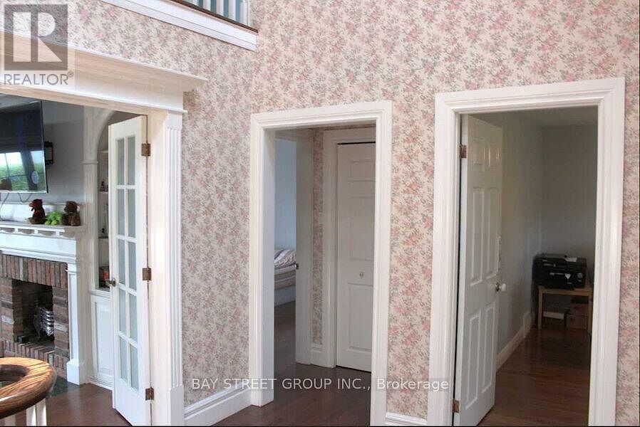 Hamilton 5 bedrooms House for rent. Property photo: 631716-1