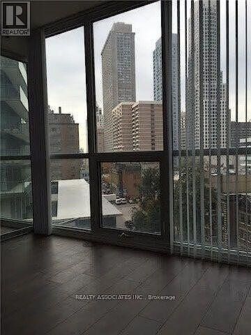 Toronto 2 bedrooms Apartment for rent. Property photo: 631832-3