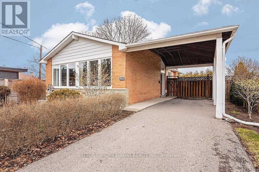 Mississauga 3 bedrooms House for rent. Property photo: 631909-1