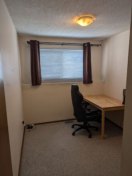 Calgary 1 bedroom Room For Rent for rent. Property photo: 631982-3