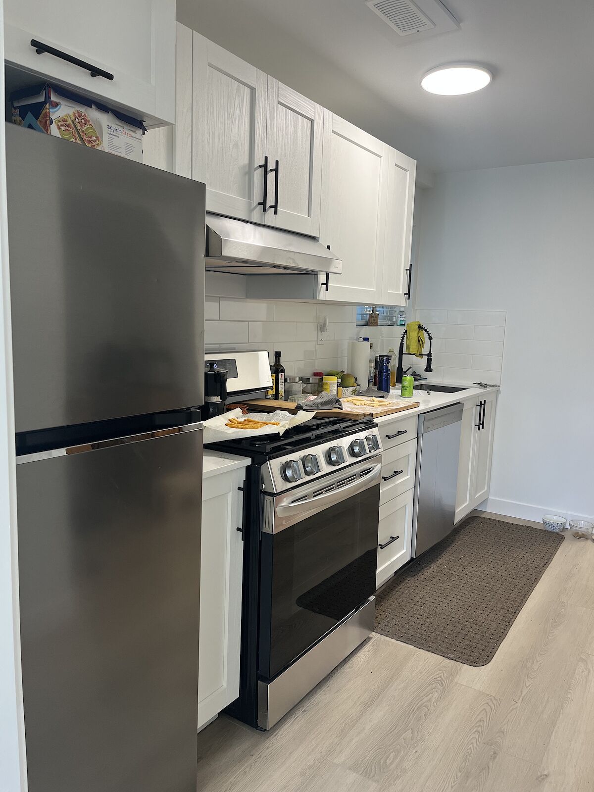 Coquitlam 1 bedroom House for rent. Property photo: 632299-1