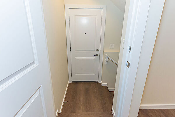 Edmonton 2 bedrooms Basement for rent. Property photo: 632602-3