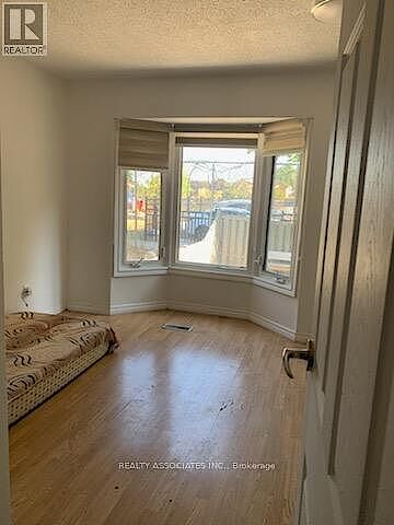 Toronto 3 bedrooms Apartment for rent. Property photo: 632628-2