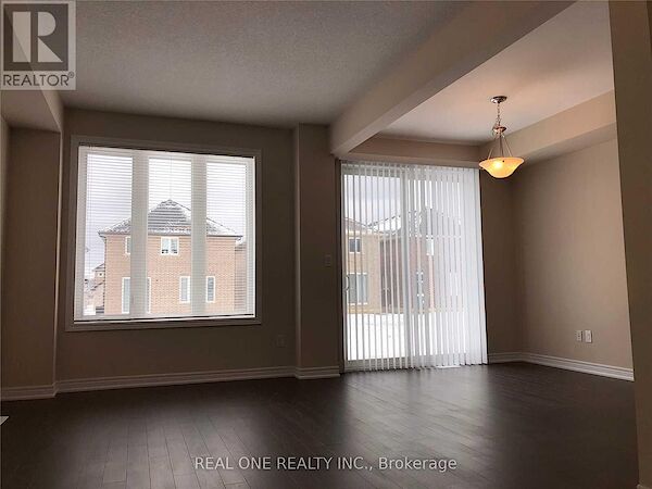 Hamilton 3 bedrooms Townhouse for rent. Property photo: 632639-3