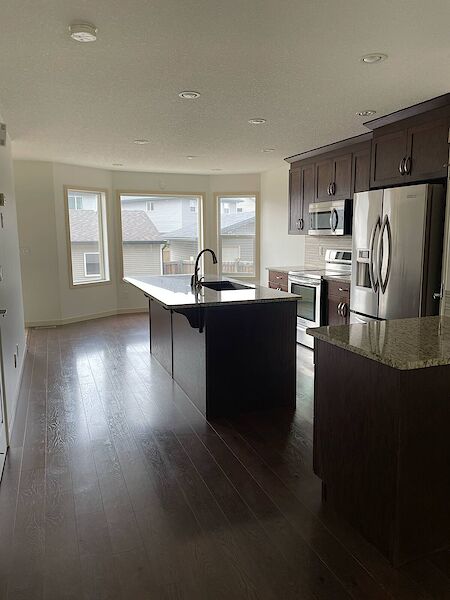 Edmonton 3 bedrooms House for rent. Property photo: 632699-3