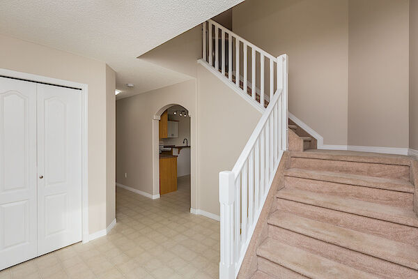 Sherwood Park 4 bedrooms House for rent. Property photo: 632747-2