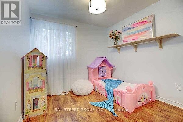 Toronto 4 bedrooms Townhouse for rent. Property photo: 632798-3