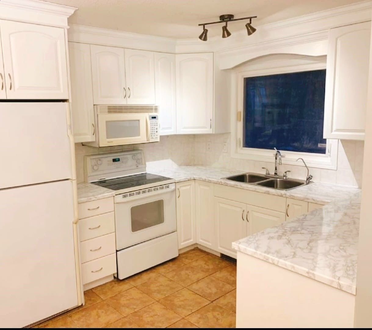 Calgary 3 bedrooms Main Floor for rent. Property photo: 632836-1