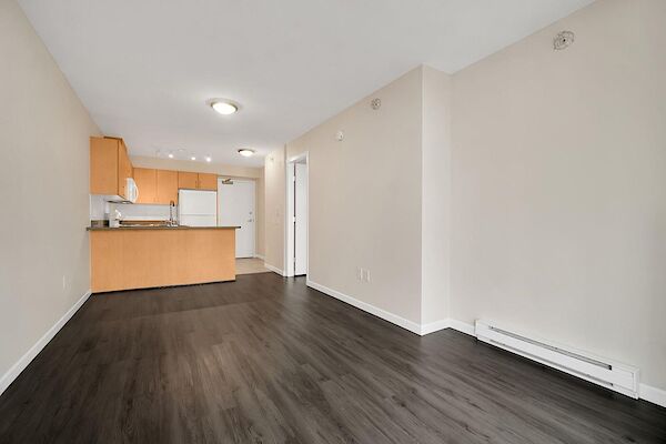 Burnaby bachelor bedrooms Apartment for rent. Property photo: 632838-2