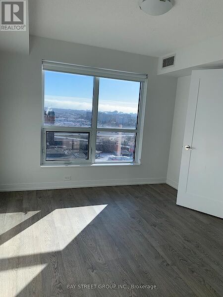 Toronto 2 bedrooms Apartment for rent. Property photo: 632890-2