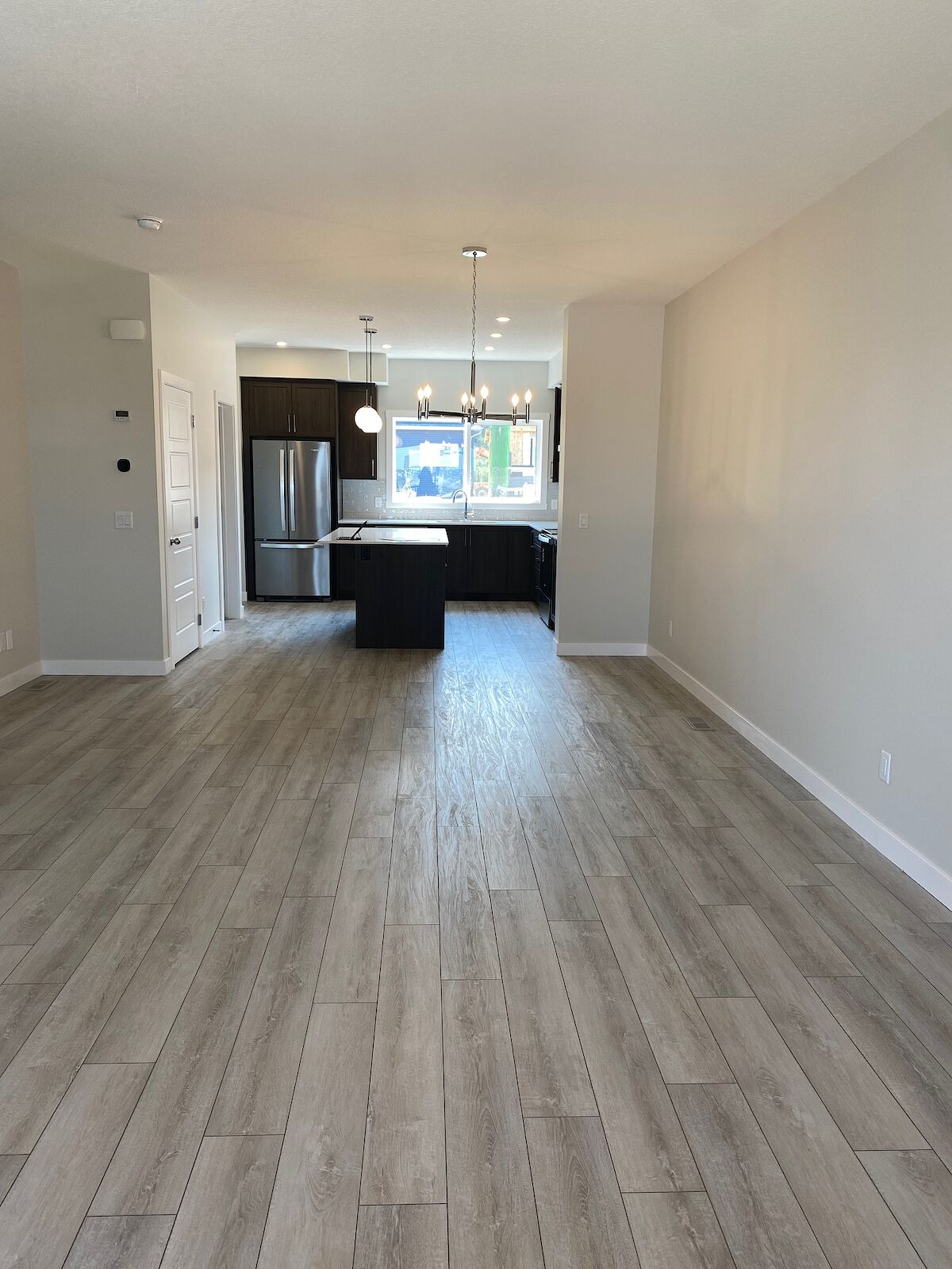 Calgary 3 bedrooms House for rent. Property photo: 632919-1