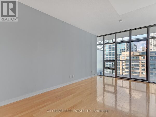 Toronto studio Apartment for rent. Property photo: 633010-3