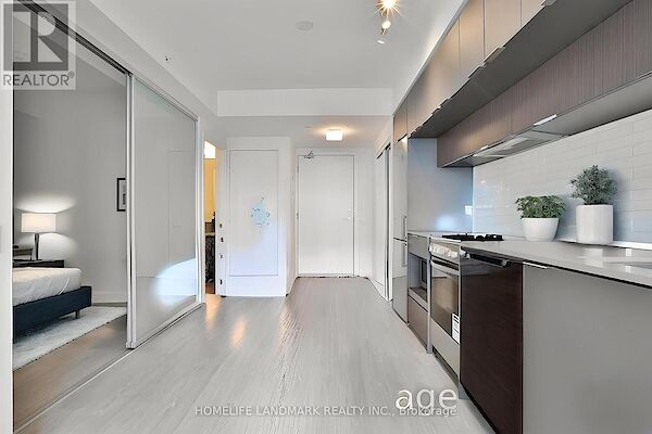 Toronto 2 bedrooms Apartment for rent. Property photo: 633088-2
