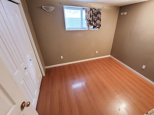 Airdrie 2 + Den bedrooms Basement for rent. Property photo: 633104-3